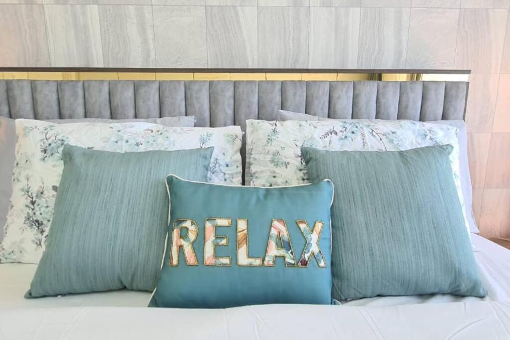 A Perfect Escape - Sea Facing Apartment Ras al-Khaimah Bagian luar foto