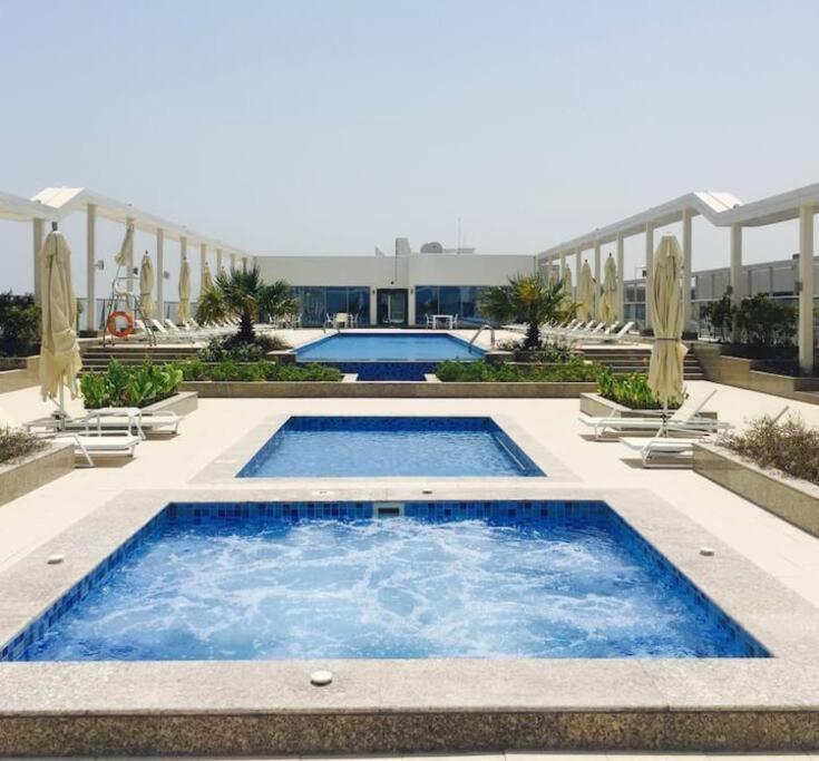 A Perfect Escape - Sea Facing Apartment Ras al-Khaimah Bagian luar foto